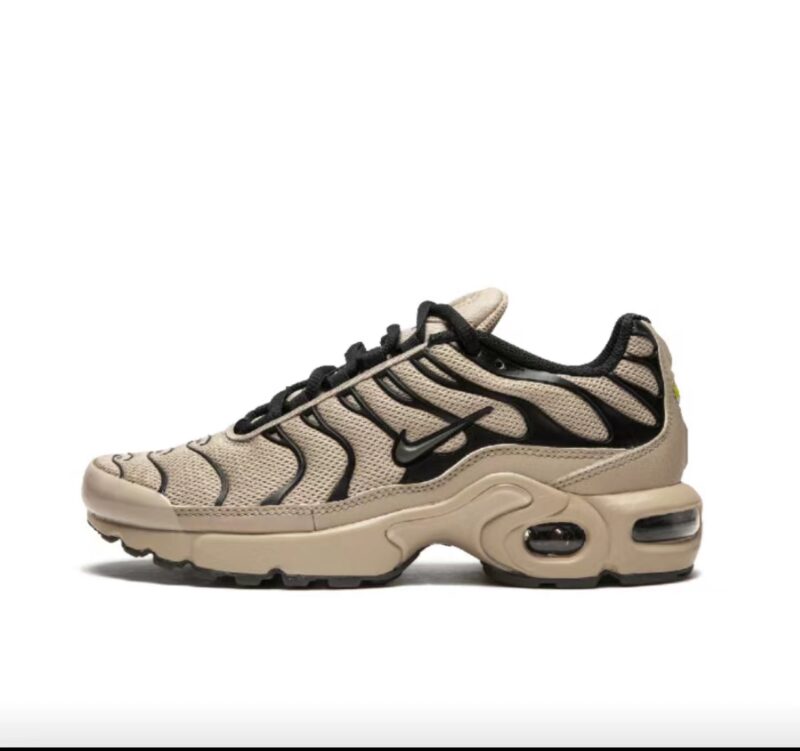 Nike Air Max Plus OG Gold Bullet