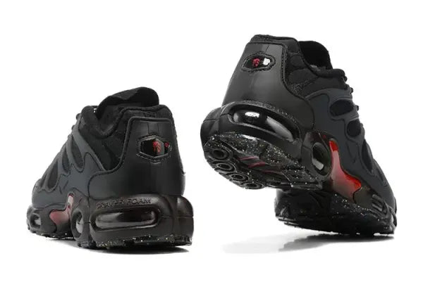 Air Max Plus Terrascape “Black/Red”