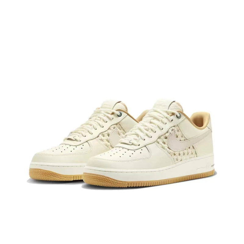 Nike Air Force 1 “Marfim Pálido”