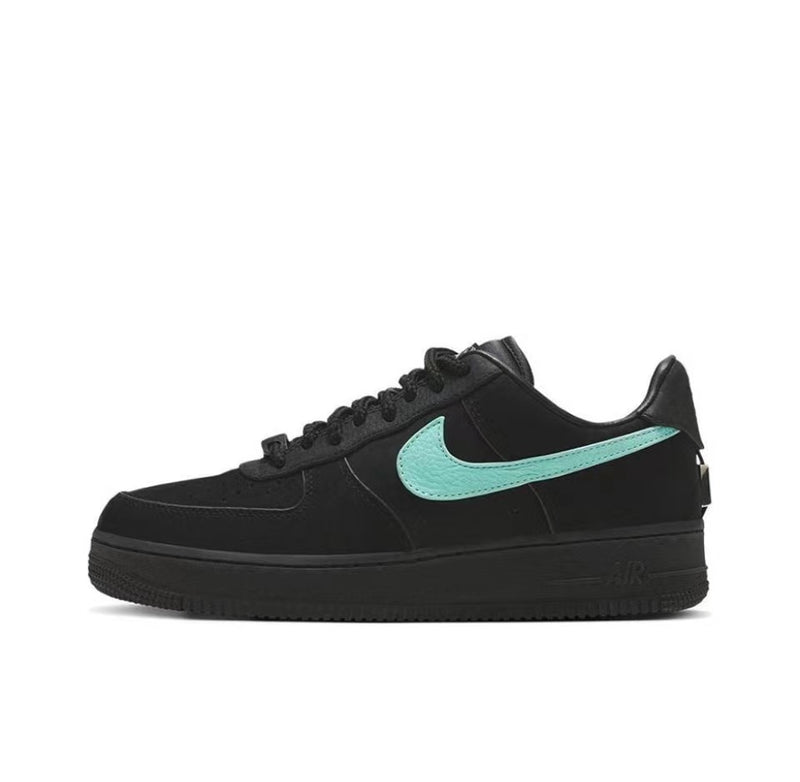 xNike Air Force 1 Low