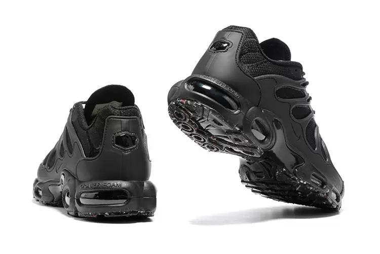 Air Max Plus Terrascape “Triple Black”