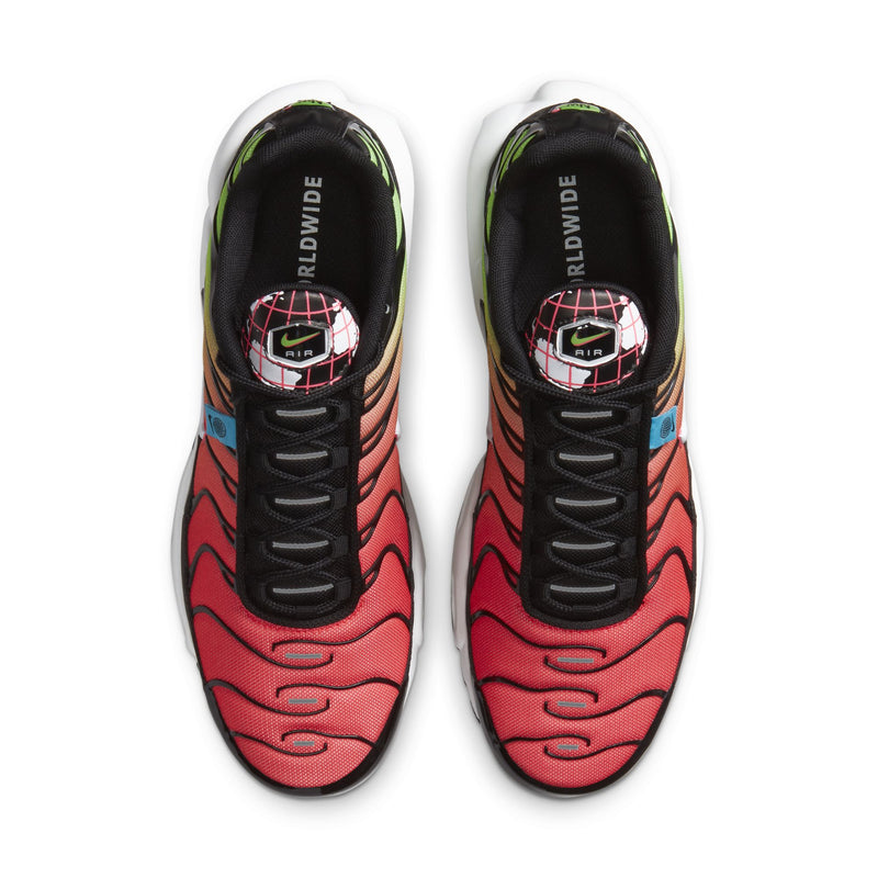 Nike Air Max Plus Green Strike Flash
