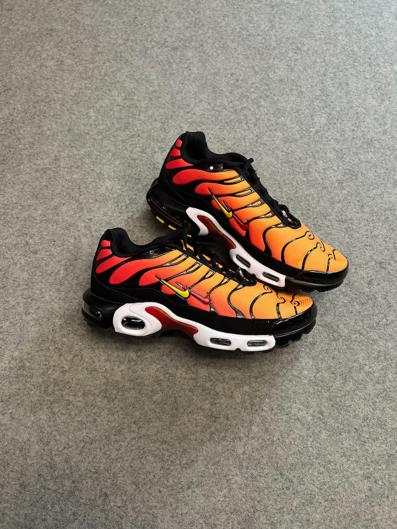 Air max plus tn “ Barcelona Laranja”