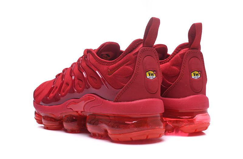 VaporMax Plus “Lava”