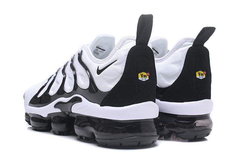 VaporMax Plus “Zebra”