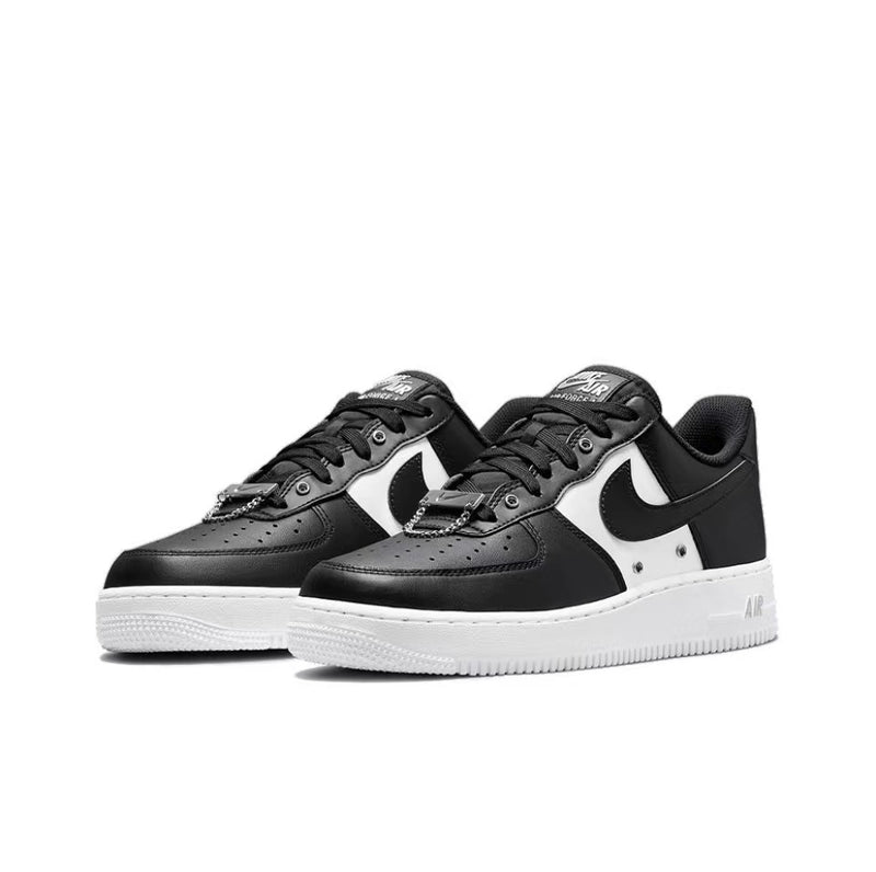 Nike Air Force 1 Low 07 PRM preto e branco