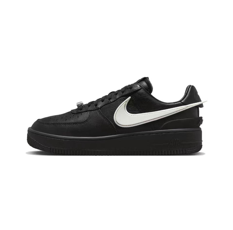 AMBUSHxNike Air Force 1 Baixo